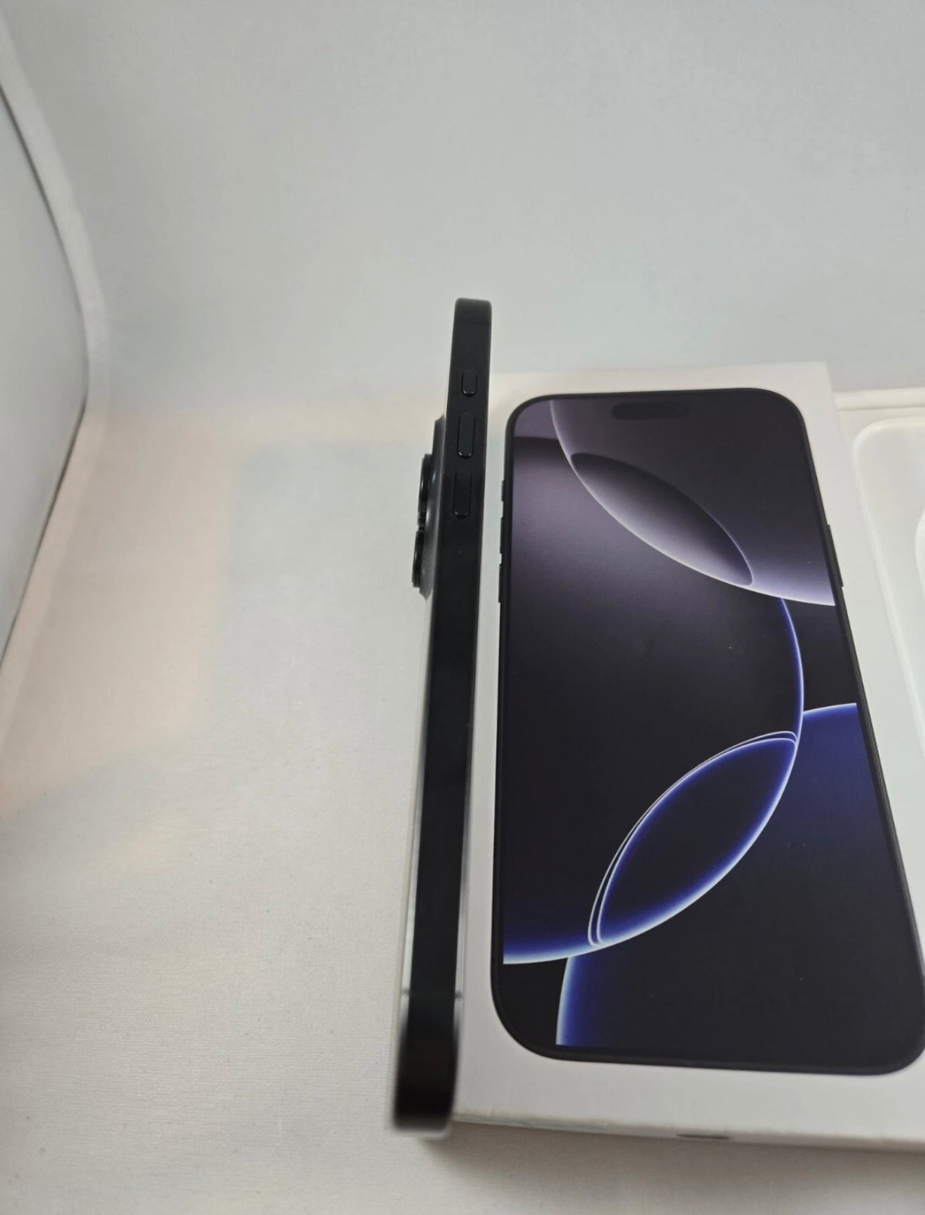 EYEPHONE 16 PRO MAX- 256GB
