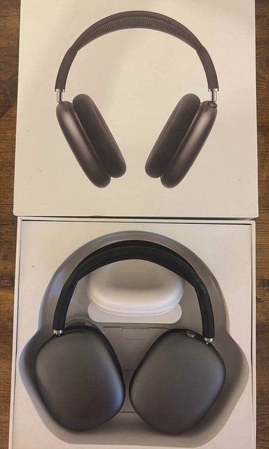 BLACK EARPODS MAX